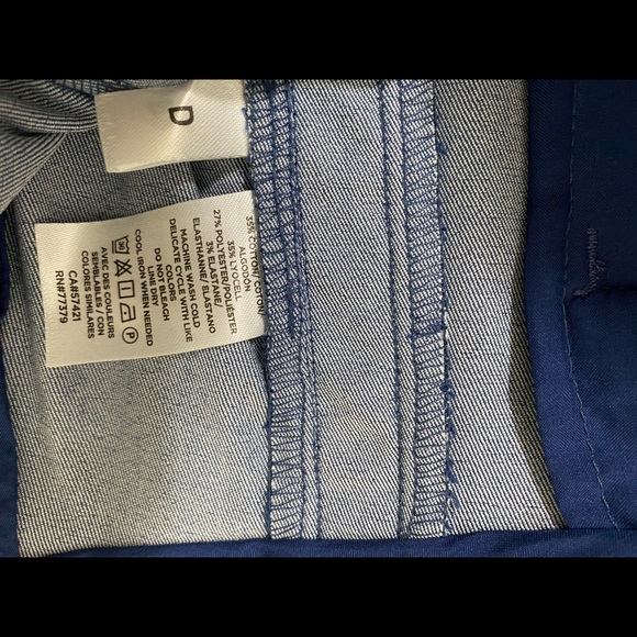 Ann Taylor the Crop pant. NWT. - Picture 4 of 6